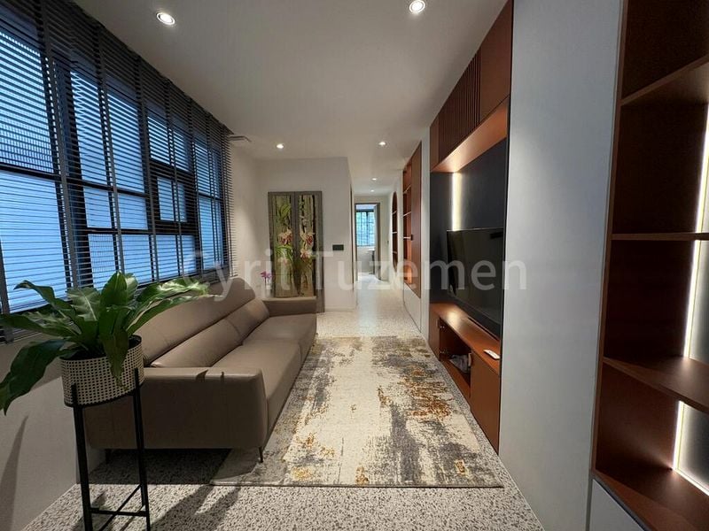 2 Bed Walk-up Apartment (Condo) for Rent in  Mohamed Sultan Road - Image 3