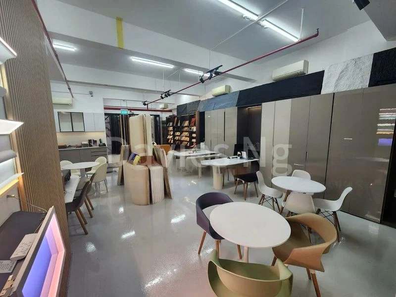 Light Industrial (B1) for Rent: Leong Huat Building - Image 2