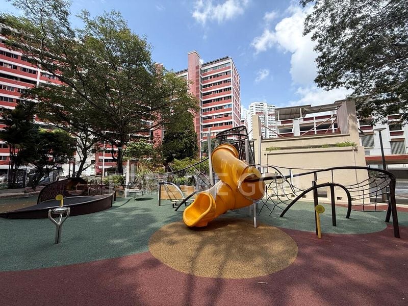 4 Room (4I) HDB for Sale in  187 Bukit Batok West Avenue 6 - Image 1