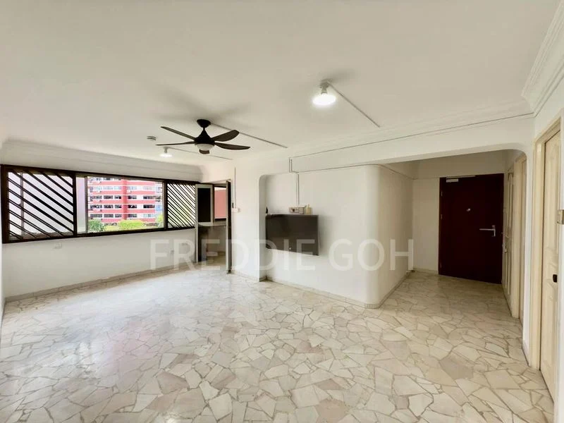 4 Room (4I) HDB for Sale in  187 Bukit Batok West Avenue 6 - Image 9
