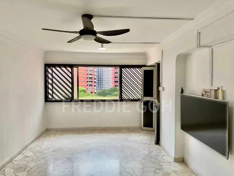 4 Room (4I) HDB for Sale in  187 Bukit Batok West Avenue 6 - Image 6