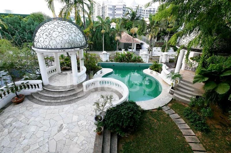 4+1 Bed Bungalow (Landed) for Sale in  Braddell Heights Estate - Image 3