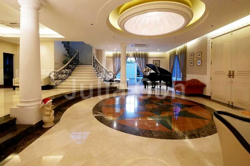 4+1 Bed Bungalow (Landed) for Sale in  Braddell Heights Estate - Image 4