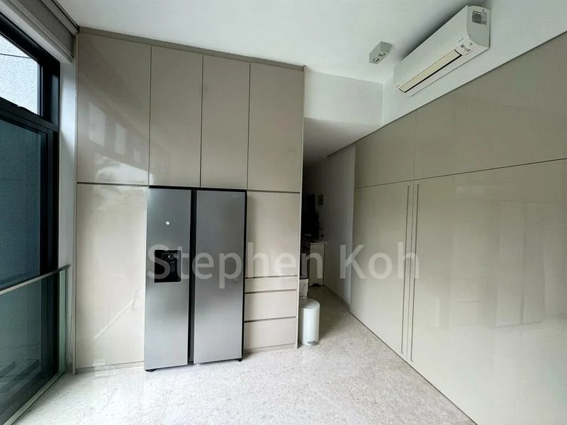 3 Bed Condo for Rent in  38 Jervois - Image 9