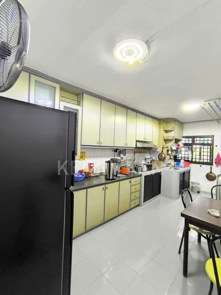 Common Room (HDB) for Rent in  208 Ang Mo Kio Avenue 1 - Image 6