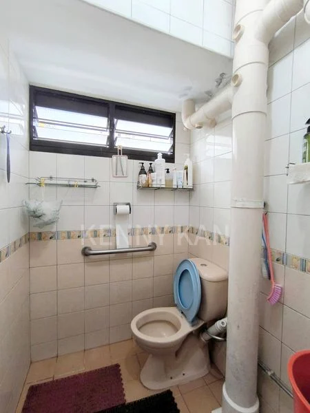 Common Room (HDB) for Rent in  208 Ang Mo Kio Avenue 1 - Image 8