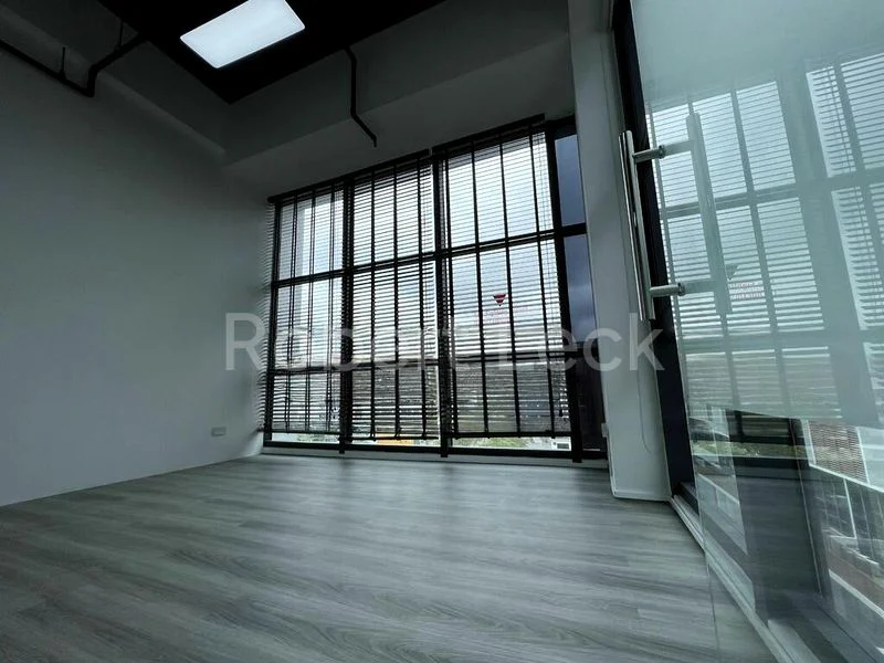 Light Industrial (B1) for Rent: Primz Bizhub - Image 4