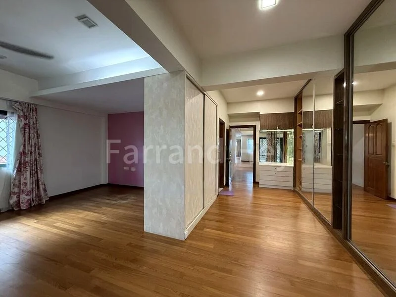 7 Bed Corner Terrace (Landed) for Rent in  Sembawang Hills Estate - Image 9