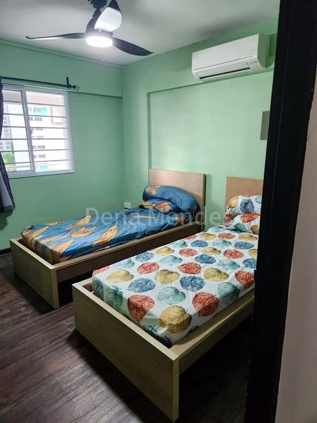 Common Room (HDB) for Rent in  365 Clementi Avenue 2 - Image 1