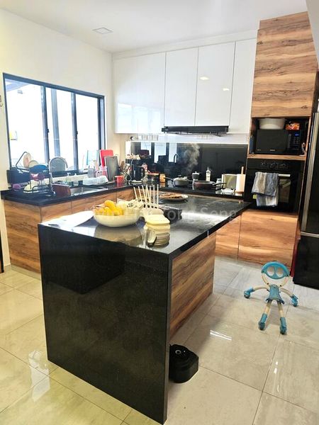 3 Bed Terraced House (Landed) for Rent in Sennett Estate - Image 3