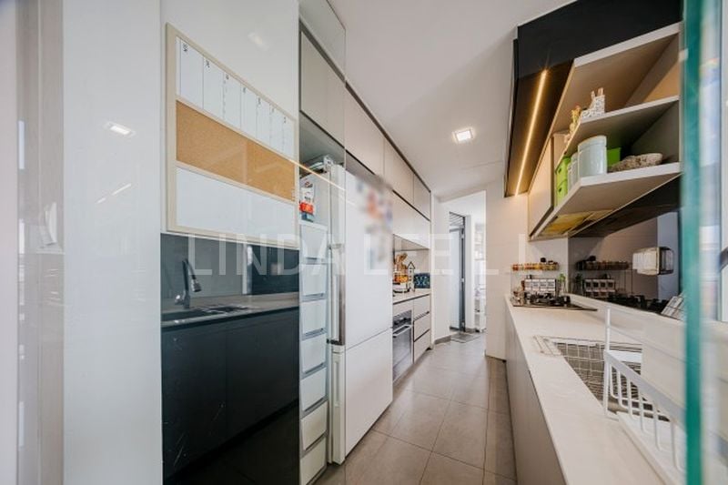 3 Bed Condo for Sale in  River Isles - Image 12