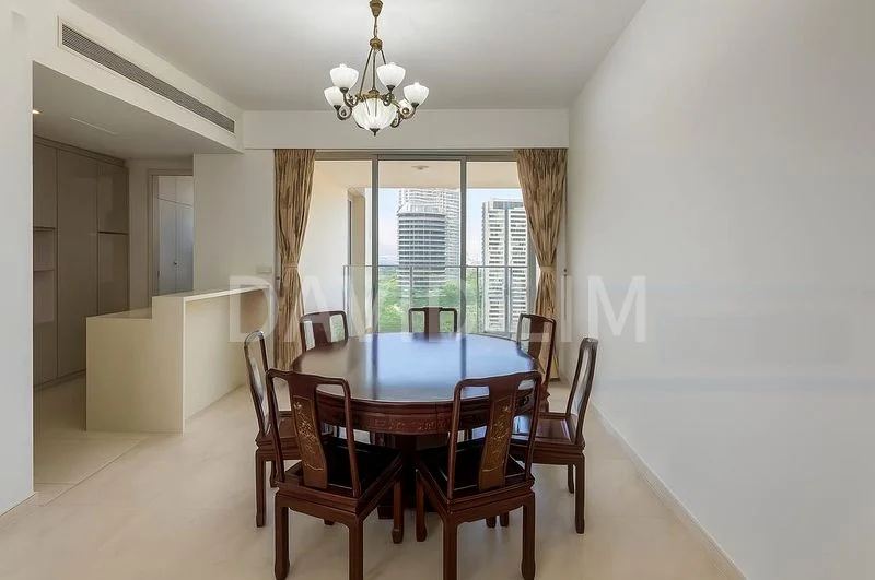 4 Bed Condo for Rent in  Sky @ Eleven - Image 2