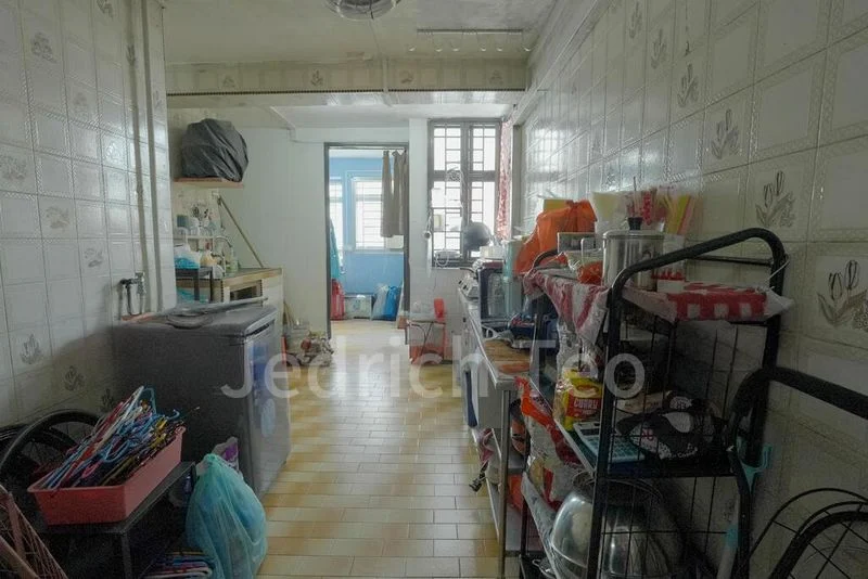 2 Room (2I) HDB for Sale in  32 New Market Road - Image 6