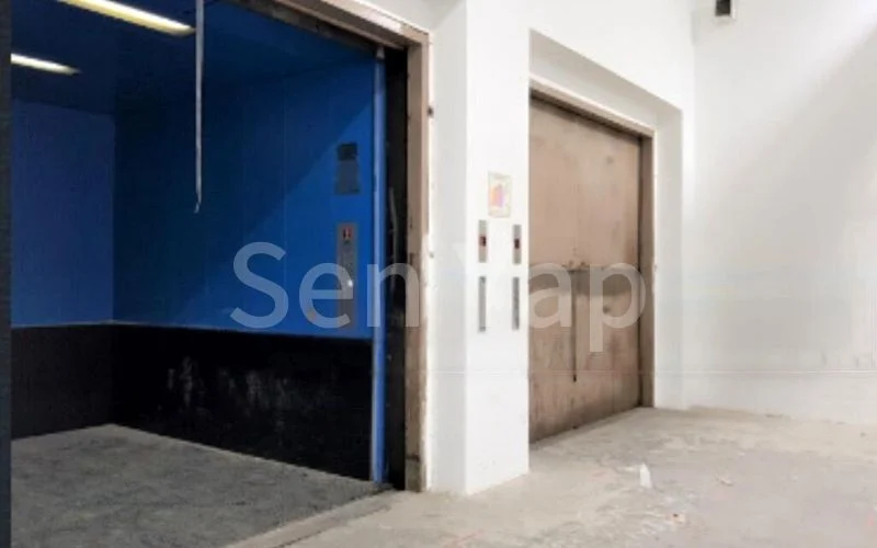 Large B2 Warehouse in Tai Seng - Image 3