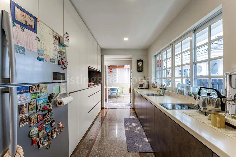 5 Bed Semi-Detached House (Landed) for Sale in Pasir Panjang Road - Image 7