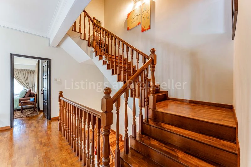 5 Bed Semi-Detached House (Landed) for Sale in Pasir Panjang Road - Image 2