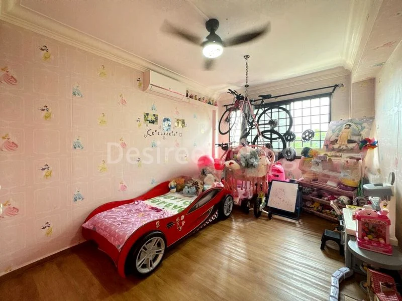 4 Room (4A) HDB for Sale in 130 Choa Chu Kang Avenue 1 - Image 2