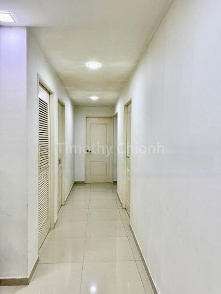 Executive HDB for Sale in  143 Rivervale Drive - Image 13