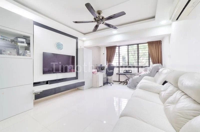 Executive HDB for Sale in  143 Rivervale Drive - Image 1