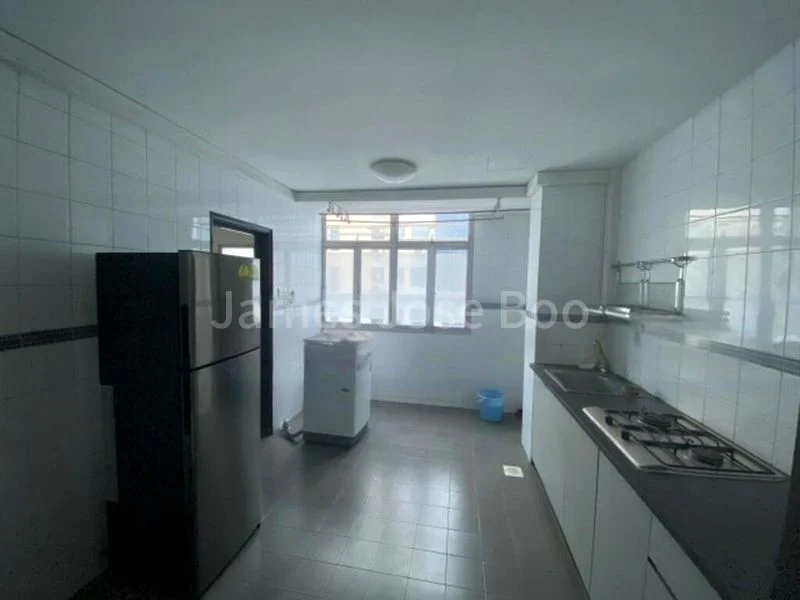 3 Bed Apartment (Condo) for Rent in Skt Mansions - Image 3