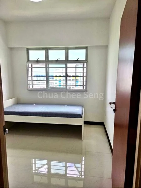 Common Room (HDB) for Rent in  561A Jurong West Street 42 - Image 2