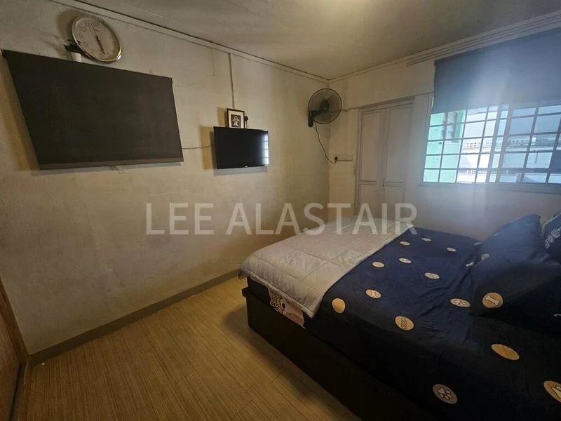 4 Room (4NG) HDB for Sale in 237 Yishun Ring Road - Image 6