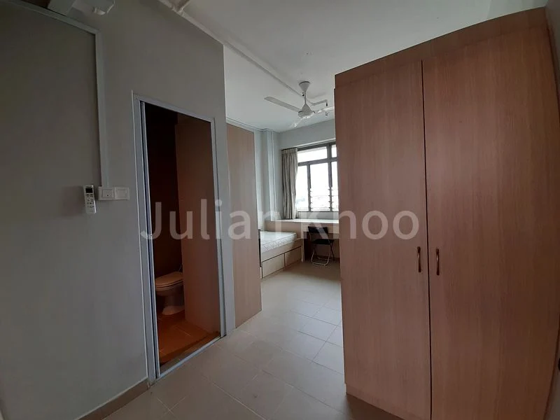 Master Room (Condo) for Rent in 85 SOHO @ Boon Lay - Image 4