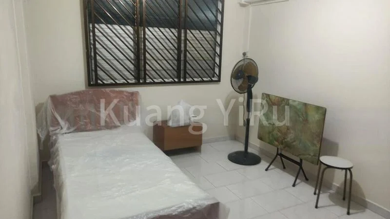 Common Room (HDB) for Rent in  215 Petir Road - Image 2