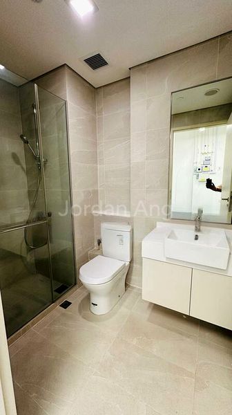 Office for Rent: Centrium Square - Image 3