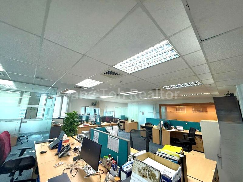 Office for Rent: Hong Leong Building - Image 5