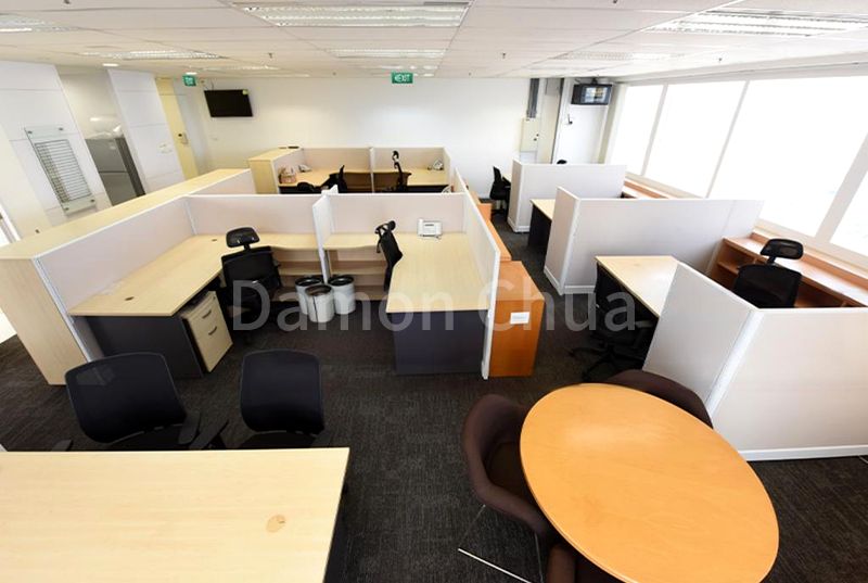 Office for Rent: Parkway Centre - Image 8