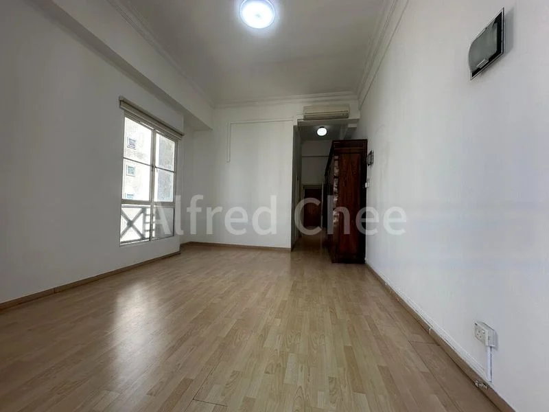 4 Bed Condo for Rent in  Rich Mansions - Image 13