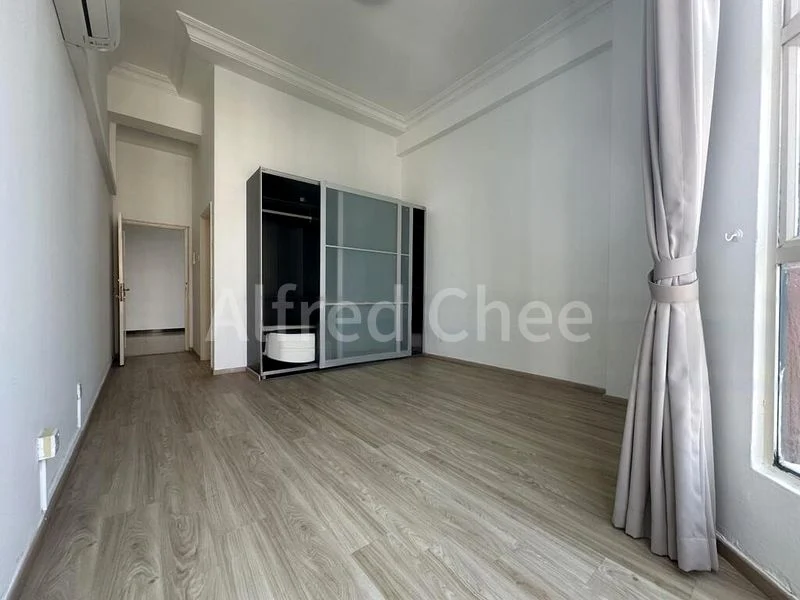 4 Bed Condo for Rent in  Rich Mansions - Image 8