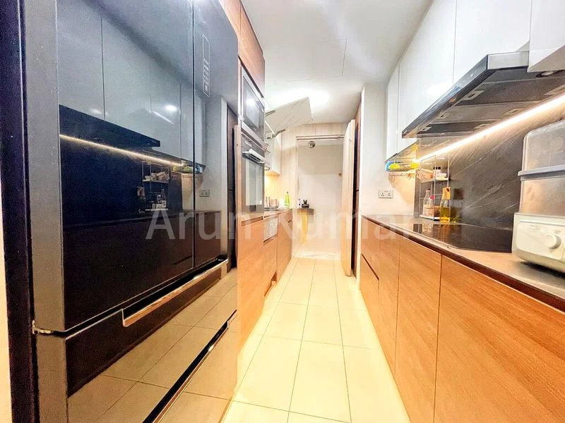 3 Bed Condo for Sale in River Isles - Image 16