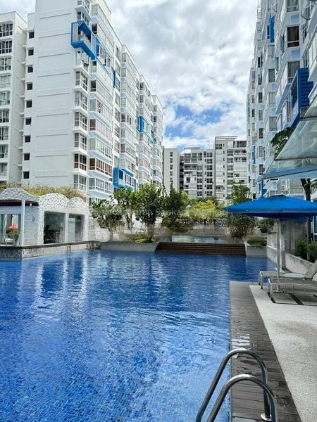 Room (Condo) for Rent in La Casa - Image 12