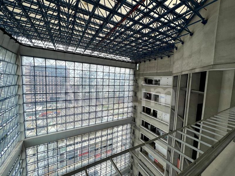 Office for Sale: Parkway Centre - Image 1