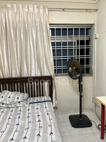 Common Room (HDB) for Rent in  668D Jurong West Street 64 - Image 1