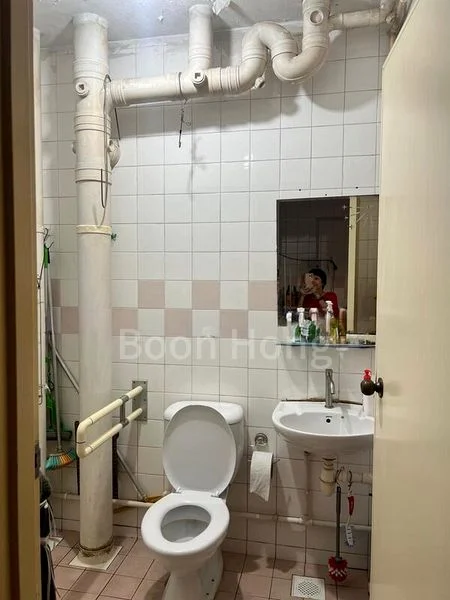 Common Room (HDB) for Rent in  668D Jurong West Street 64 - Image 5