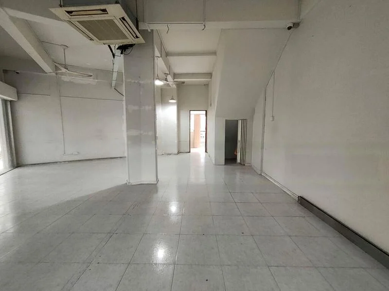 Shop / Shophouse for Sale: Jurong East HDB Shophouse - Image 1