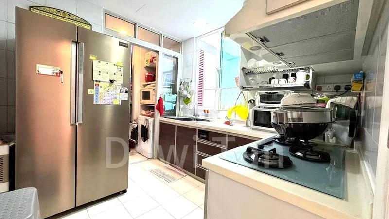 3 Bed Condo for Sale in  Eden Crest - Image 5