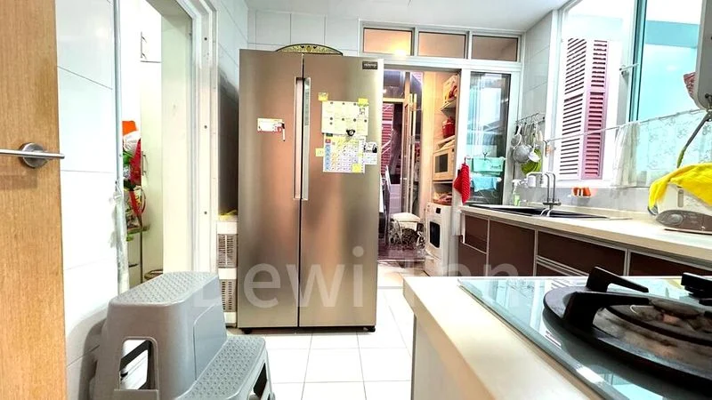 3 Bed Condo for Sale in  Eden Crest - Image 6