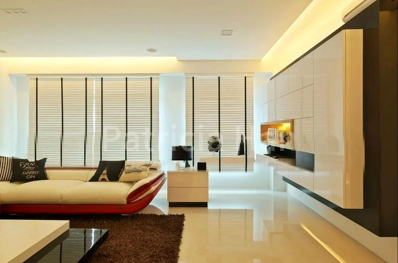 3 Bed Condo for Sale in  Orchard Road - Image 3