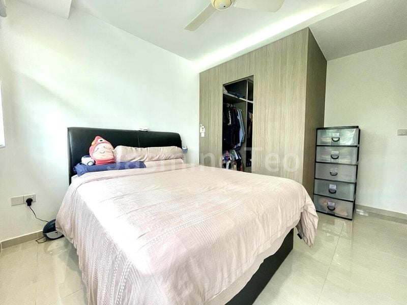 4 Room (4A) HDB for Rent in  376A Hougang Street 32 - Image 4