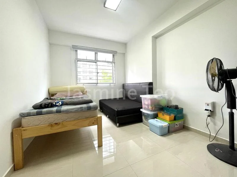 4 Room (4A) HDB for Rent in  376A Hougang Street 32 - Image 6