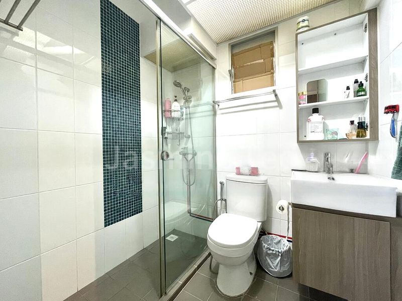 4 Room (4A) HDB for Rent in  376A Hougang Street 32 - Image 9