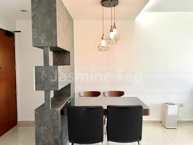 4 Room (4A) HDB for Rent in  376A Hougang Street 32 - Image 1