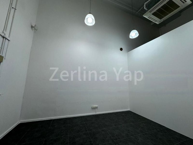 Light Industrial (B1) for Rent: Oxley BizHub - Image 2