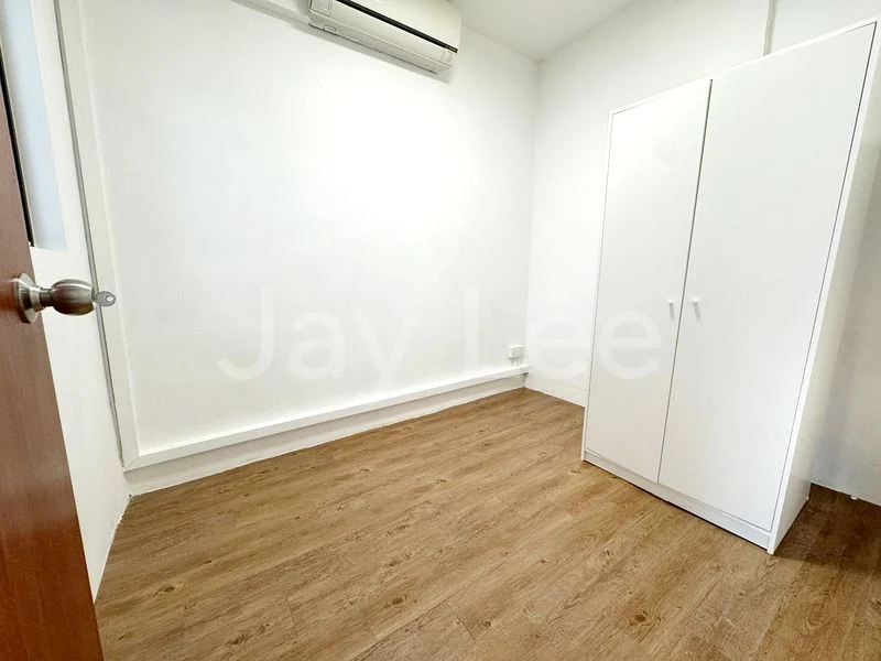 2 Bed Shophouse (Landed) for Rent in  Yio Chu Kang Road - Image 5