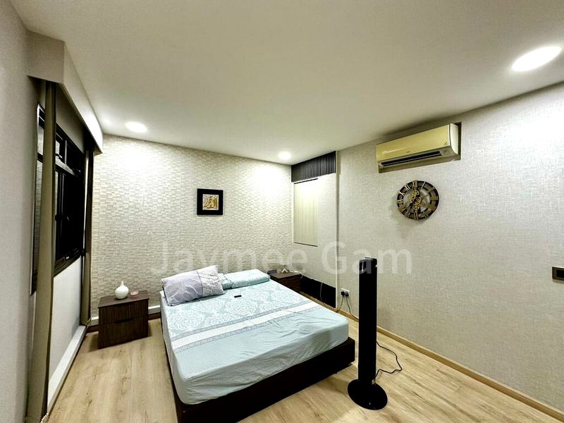 5 Room (5I) HDB for Sale in  144 Rivervale Drive - Image 6