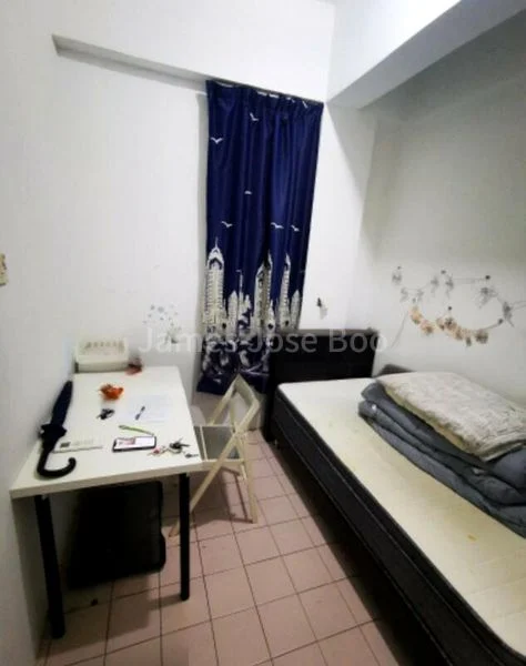 Common Room (Condo) for Rent in Newton Lodge - Image 1